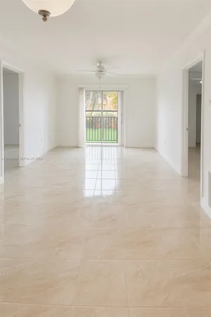 $2,200 | 4705 Northwest 7th Street, Unit 1067, Miami, FL 33126