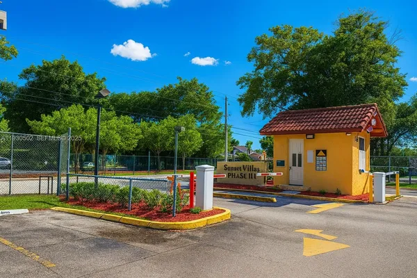 $2,200 | 4705 Northwest 7th Street, Unit 1067, Miami, FL 33126