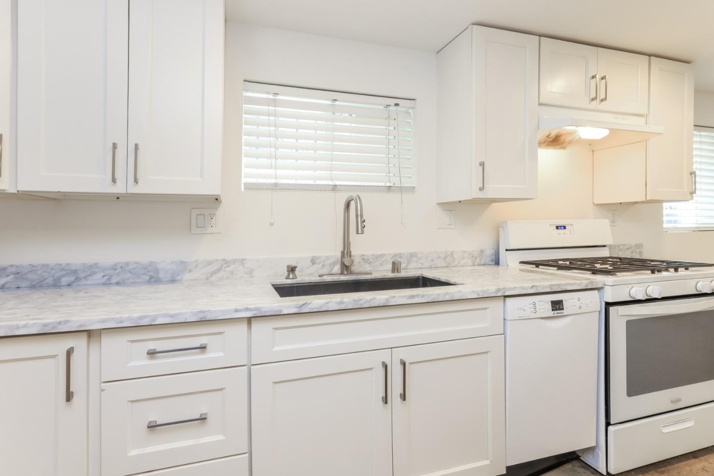 1432 12th Street, Unit B Oakland, CA 94607 - Photo 9 of 26