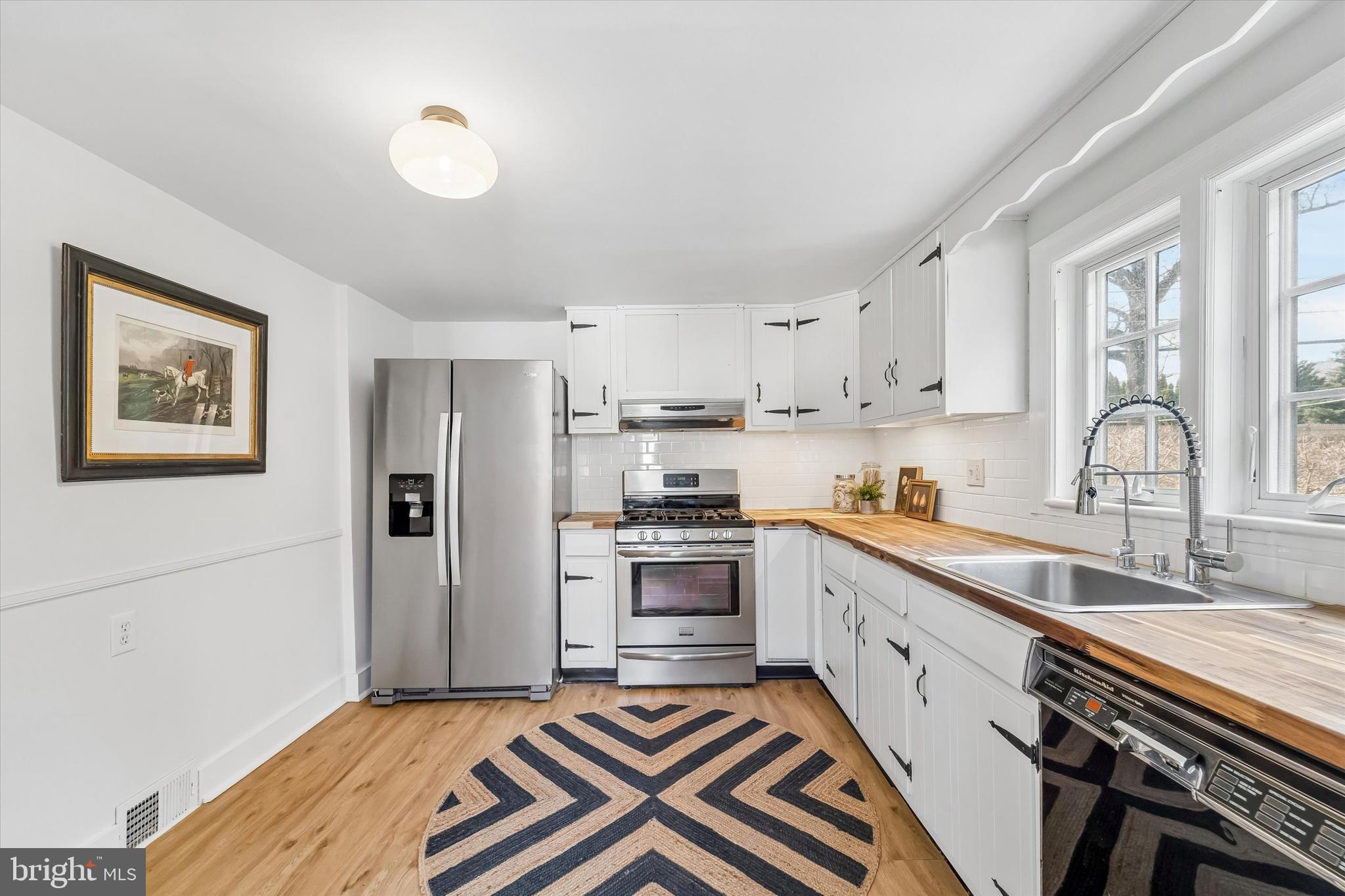 213 Royal Avenue Wyncote, PA 19095 - Photo 11 of 37