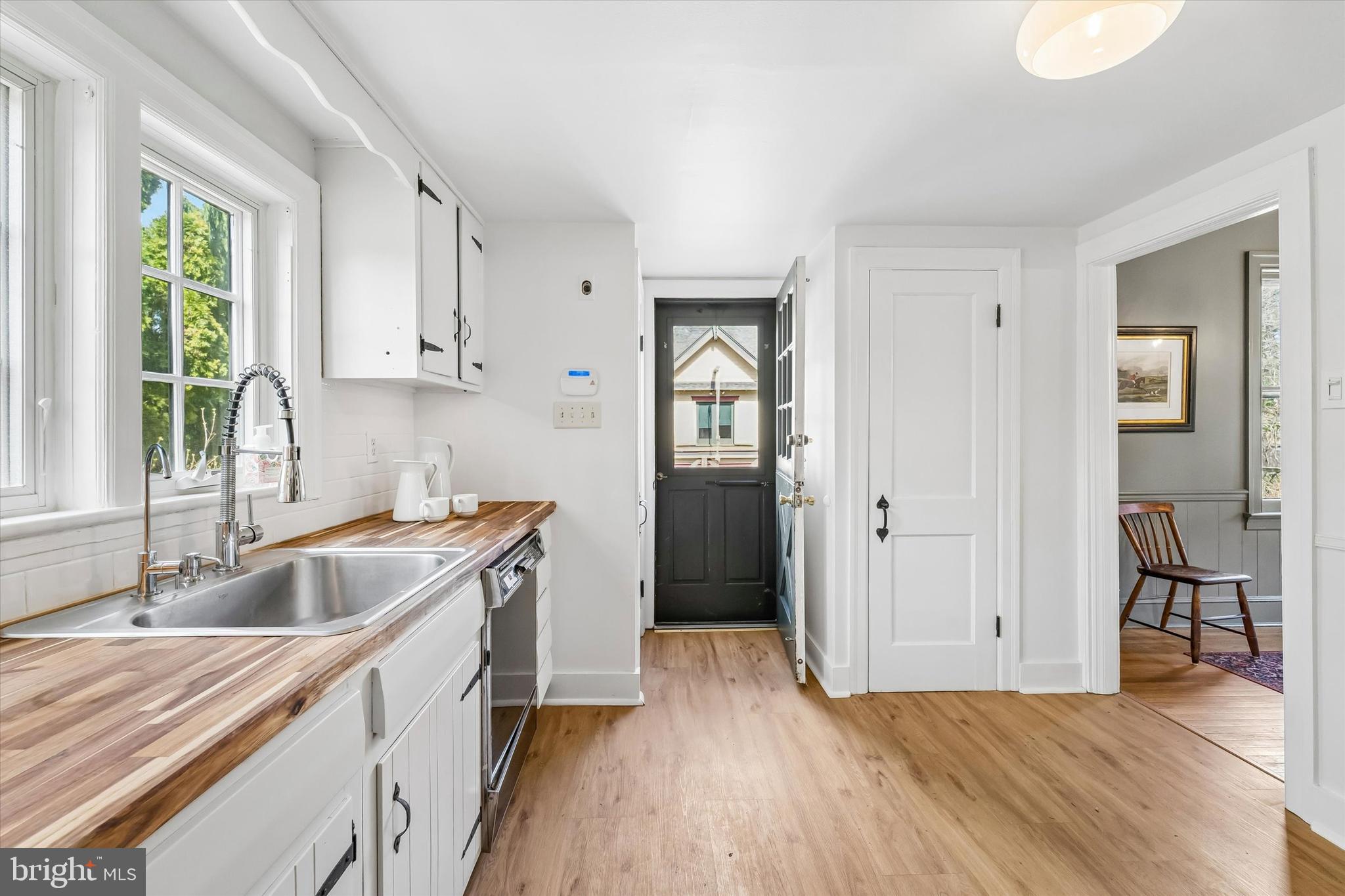 213 Royal Avenue Wyncote, PA 19095 - Photo 12 of 37