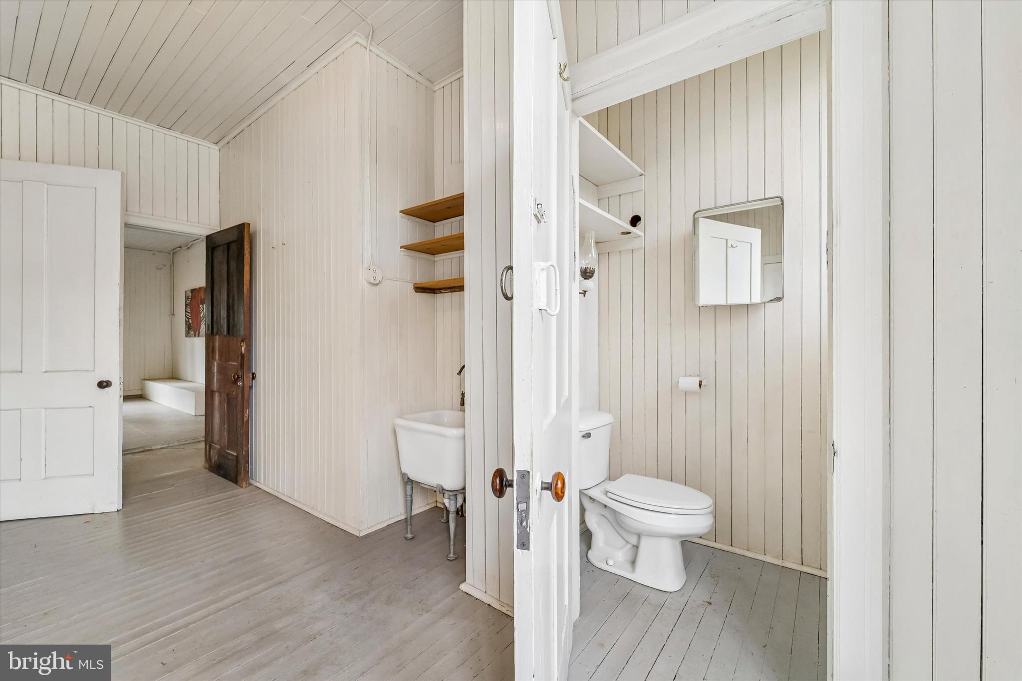 213 Royal Avenue Wyncote, PA 19095 - Photo 24 of 37