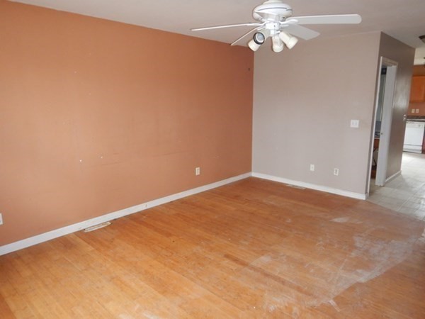 401-403 Water Street Springfield, MA 01151 - Photo 16 of 27 Gallery Image 16