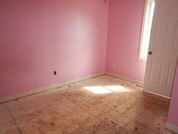 401-403 Water Street Springfield, MA 01151 - Photo 21 of 27 Gallery Image 21