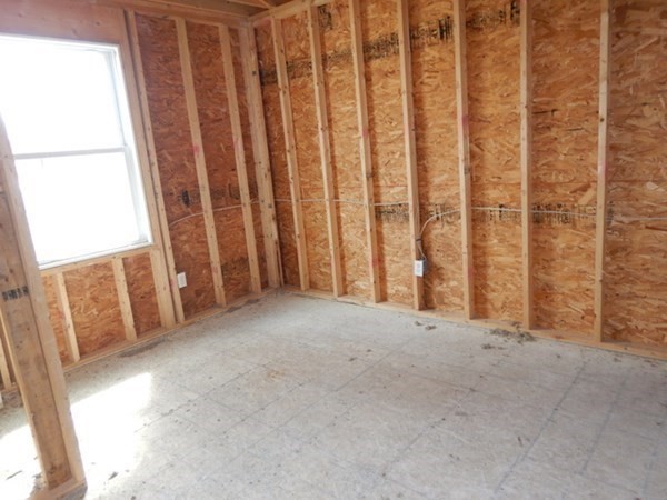 401-403 Water Street Springfield, MA 01151 - Photo 10 of 27 Gallery Image 10