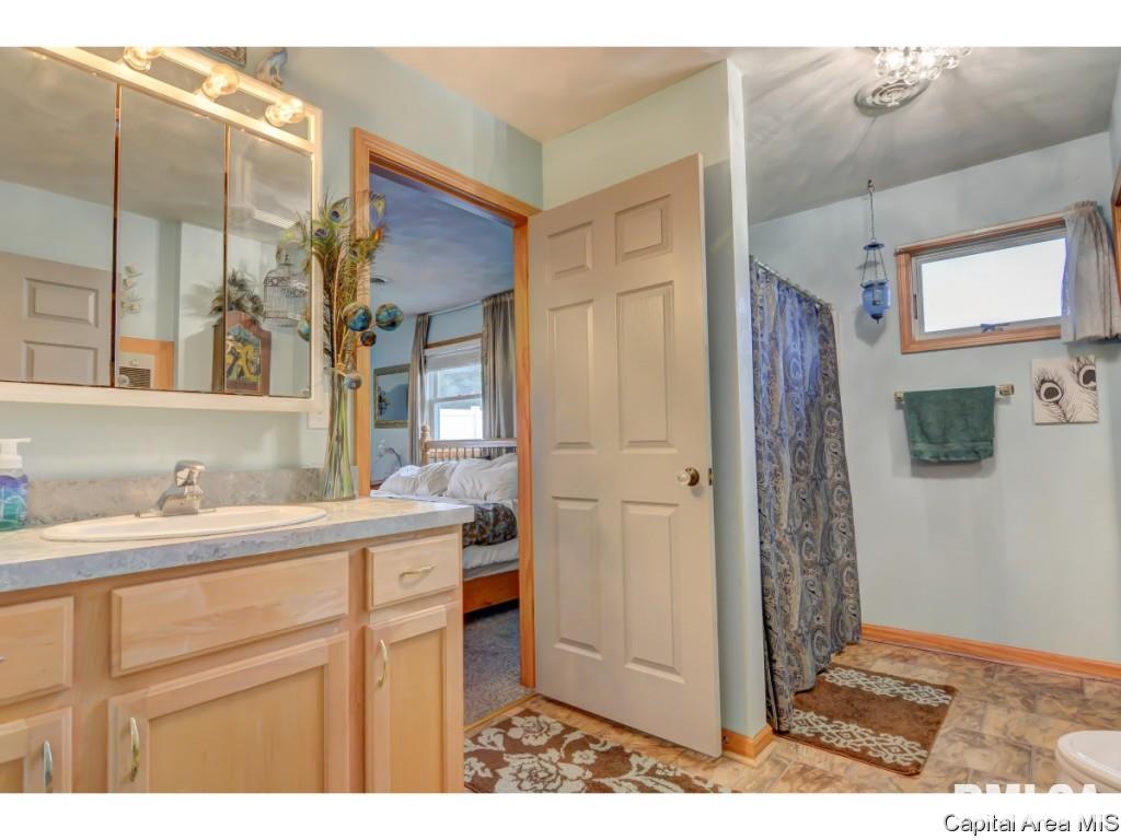 35369 East Frontage Road Virden, IL 62690 - Photo 20 of 36