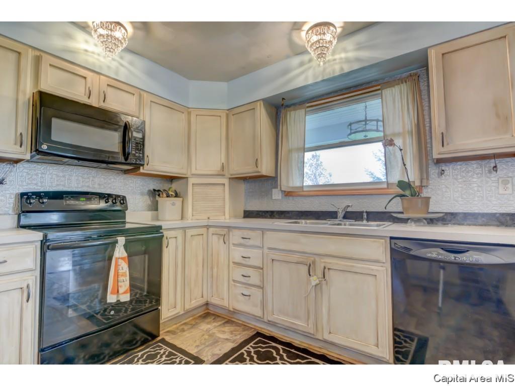 35369 East Frontage Road Virden, IL 62690 - Photo 10 of 36