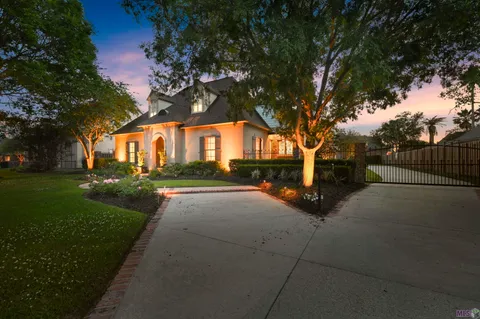$1,000,000 | 15236 Campanile Court, Baton Rouge, LA 70810