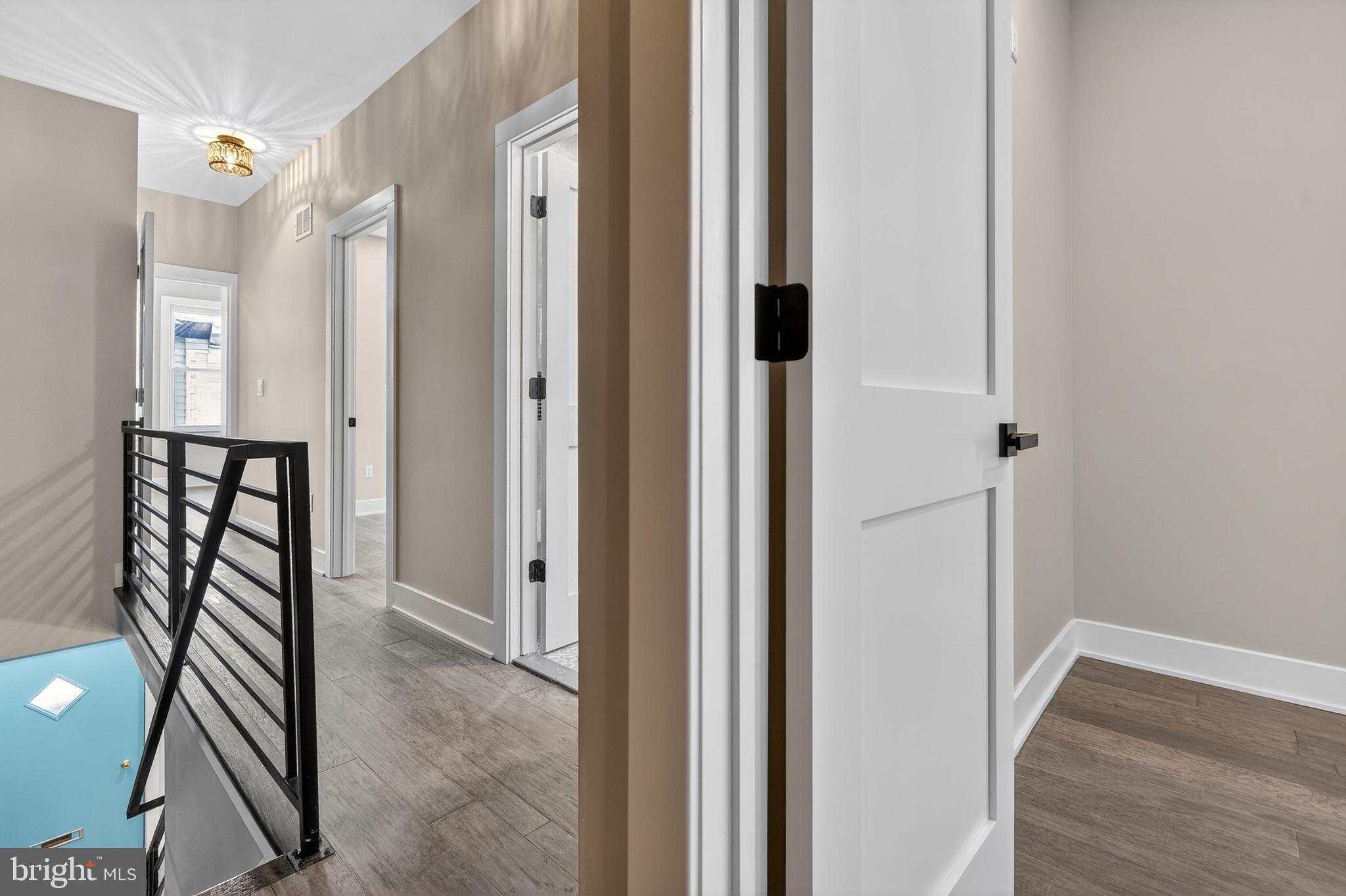 34 West Sharpnack Street Philadelphia, PA 19119 - Photo 15 of 33