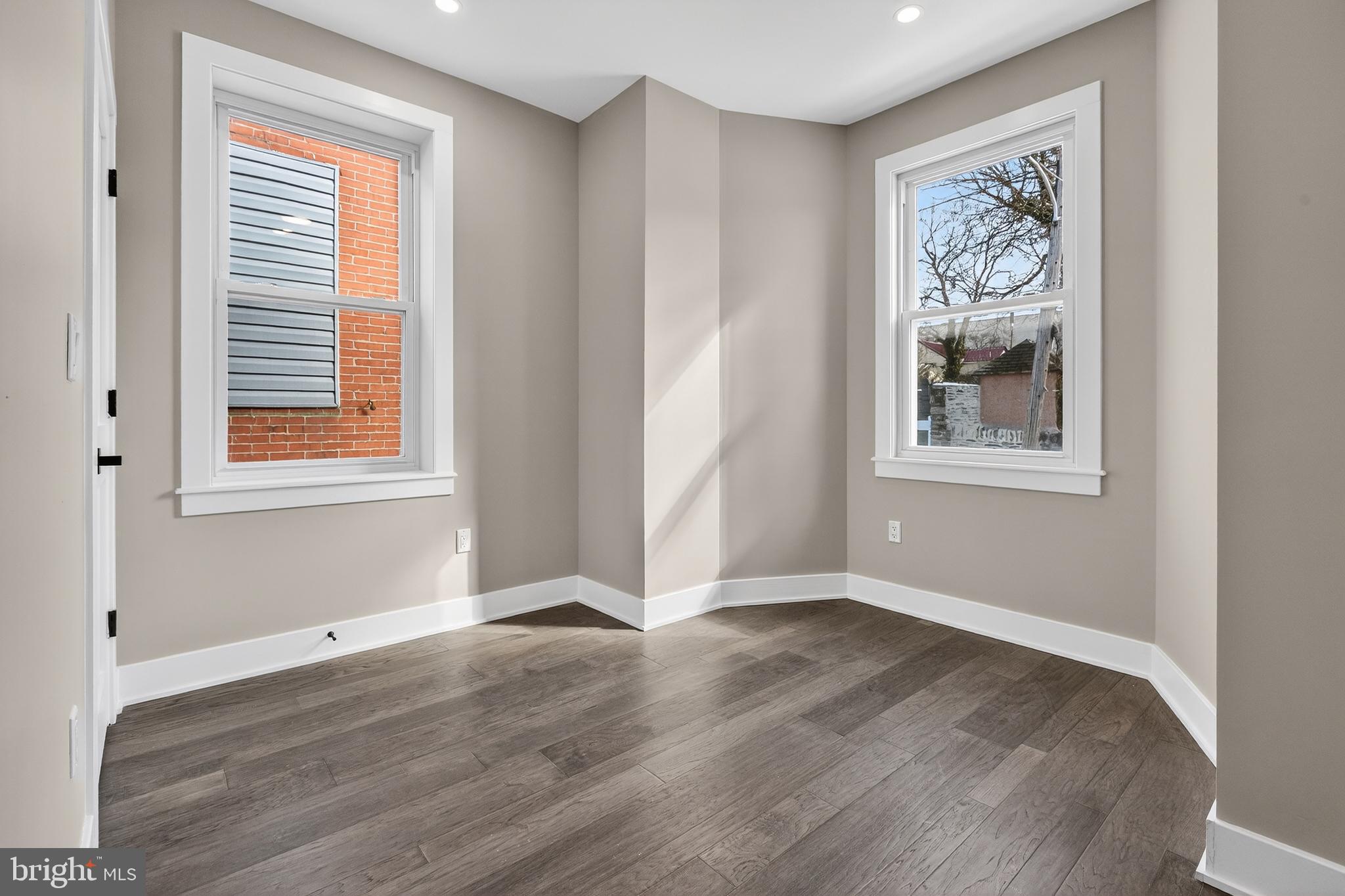 34 West Sharpnack Street Philadelphia, PA 19119 - Photo 31 of 33