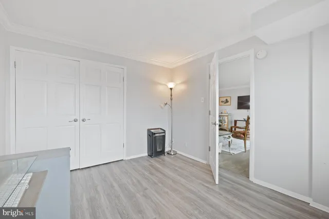 $354,999 | 203 Yoakum Parkway, Unit 1206, Alexandria, VA 22304