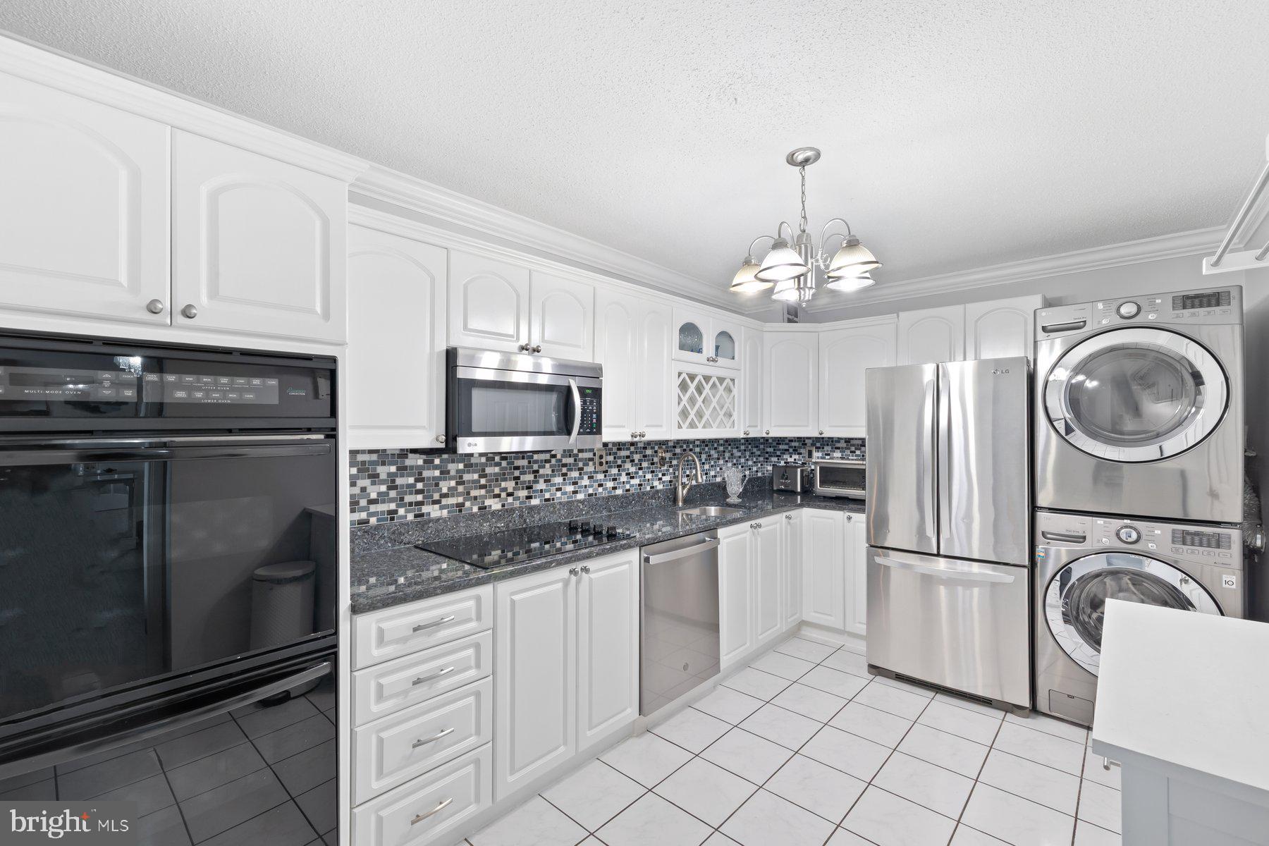 203 Yoakum Parkway, Unit 1206 Alexandria, VA 22304 - Photo 16 of 44