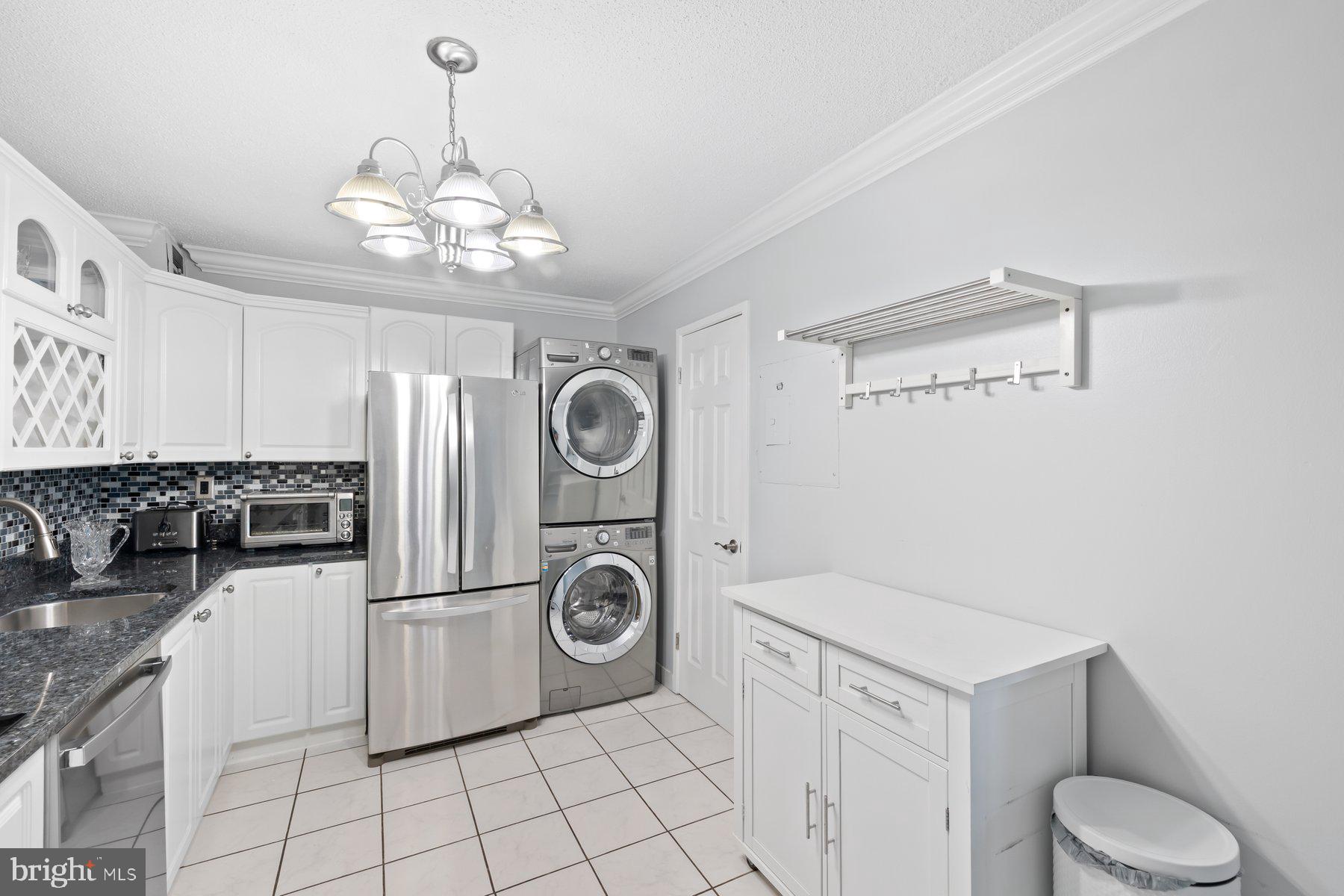 203 Yoakum Parkway, Unit 1206 Alexandria, VA 22304 - Photo 17 of 44