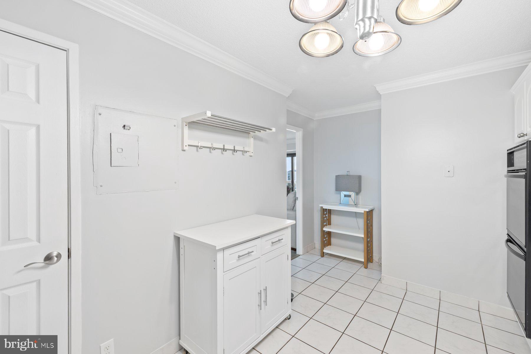 203 Yoakum Parkway, Unit 1206 Alexandria, VA 22304 - Photo 18 of 44