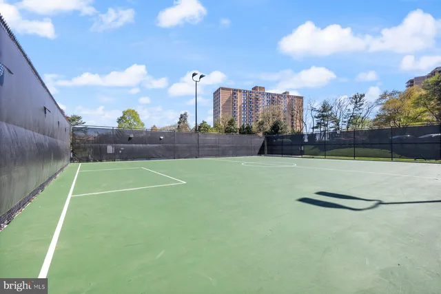 $354,999 | 203 Yoakum Parkway, Unit 1206, Alexandria, VA 22304