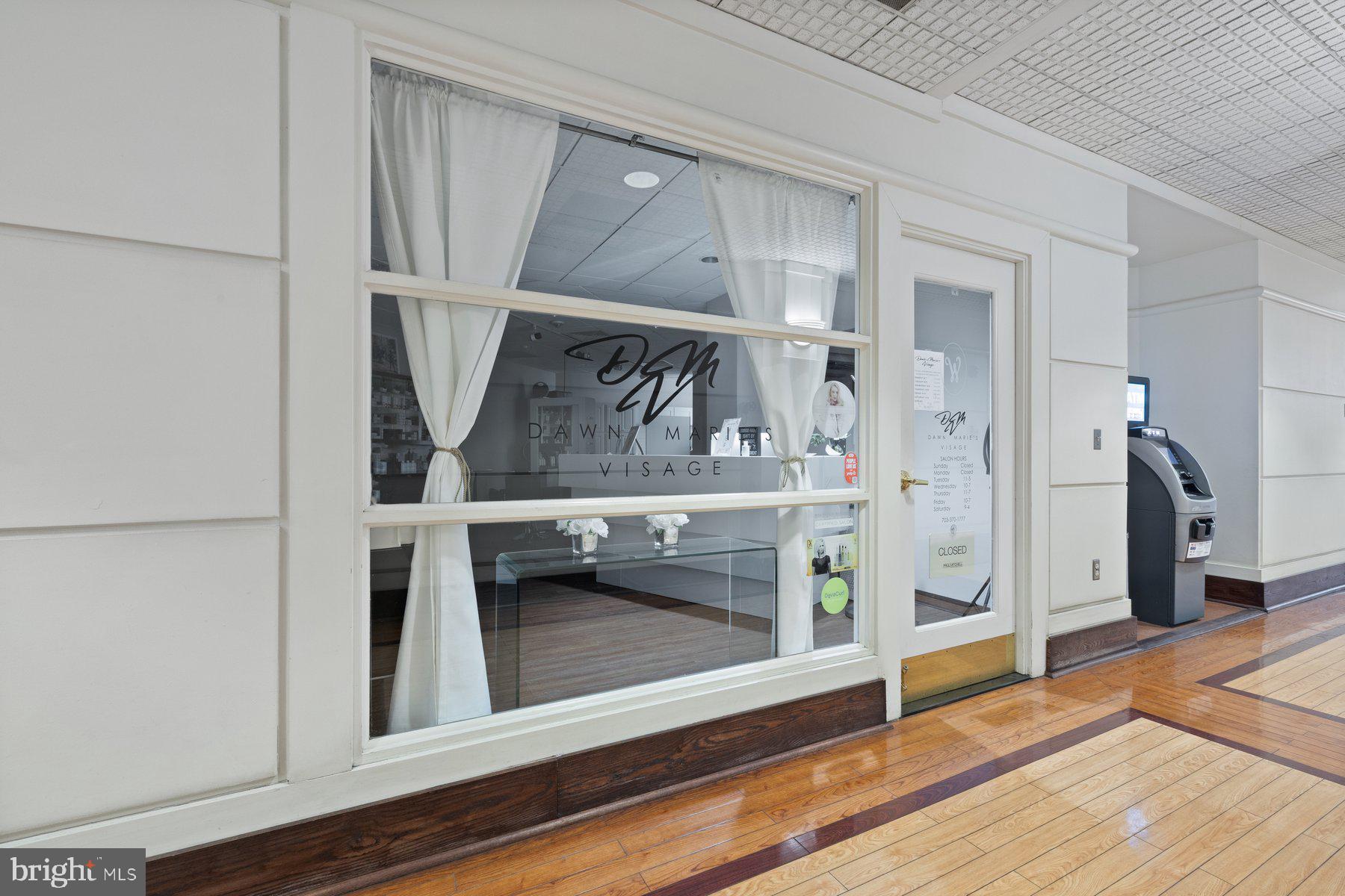 203 Yoakum Parkway, Unit 1206 Alexandria, VA 22304 - Photo 32 of 44