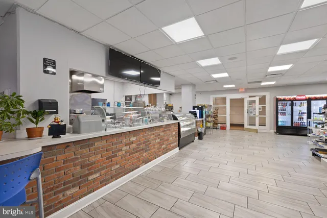 $354,999 | 203 Yoakum Parkway, Unit 1206, Alexandria, VA 22304