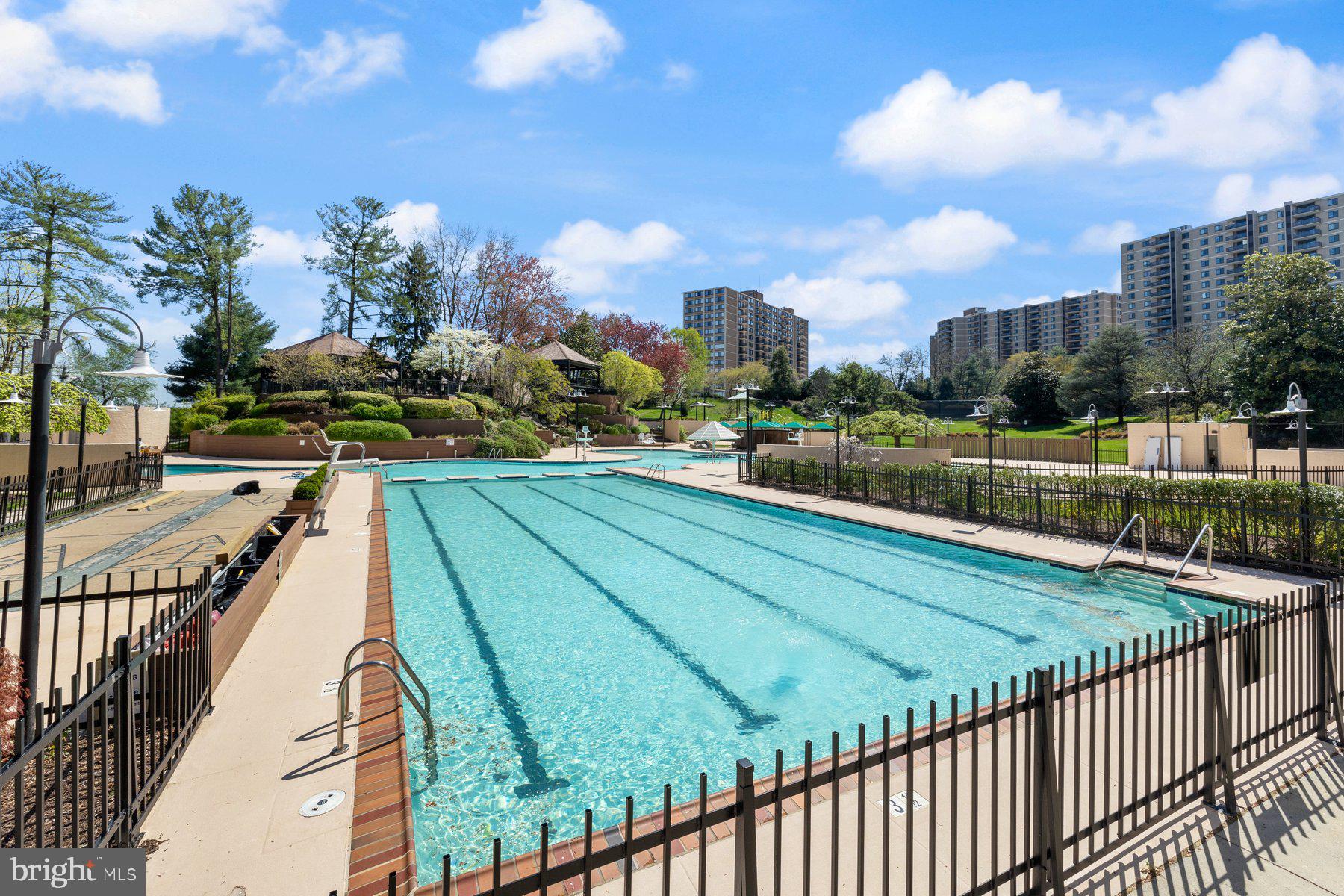 203 Yoakum Parkway, Unit 1206 Alexandria, VA 22304 - Photo 40 of 44