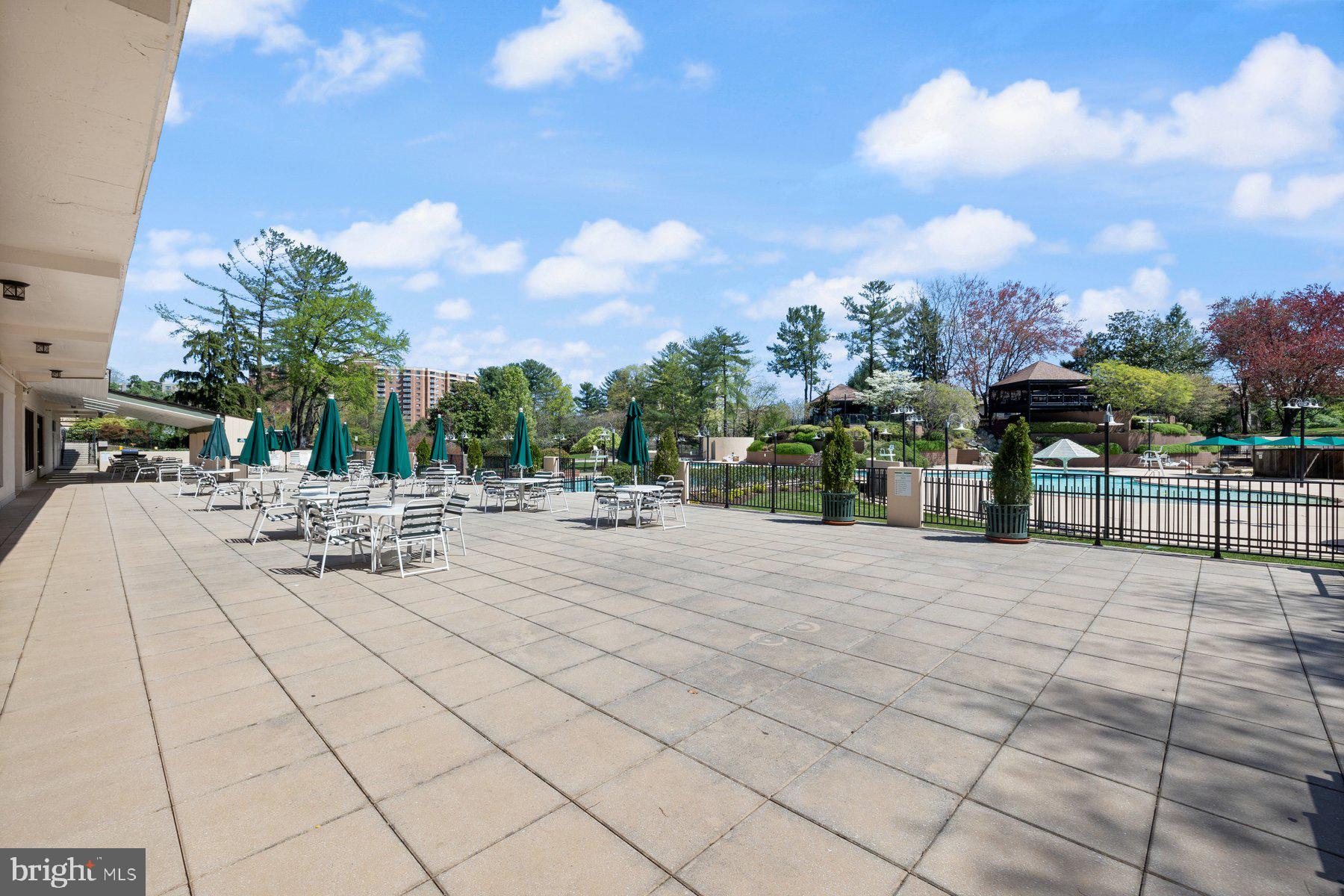 203 Yoakum Parkway, Unit 1206 Alexandria, VA 22304 - Photo 41 of 44