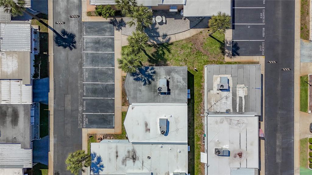 250 Rosery Road Northwest, Unit 228 Largo, FL 33770 - Photo 24 of 27 a picture of a bathroom