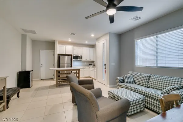 $3,150 | 3103 Mossfield Avenue, Henderson, NV 89052