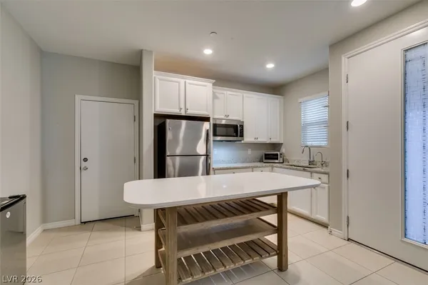 $3,150 | 3103 Mossfield Avenue, Henderson, NV 89052