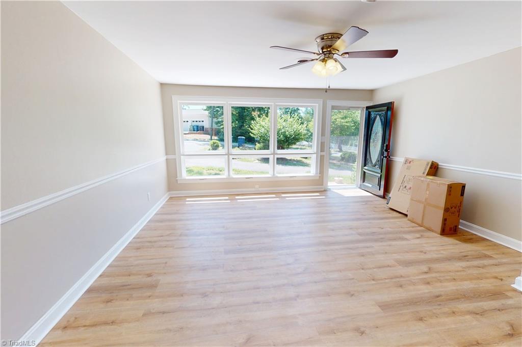 204 Forest Hill Road Mount Airy, NC 27030 - Photo 5 of 47