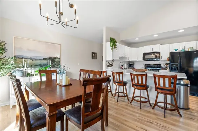 $375,000 | 645 Lake Viking Terrace, Gallatin, MO 64640