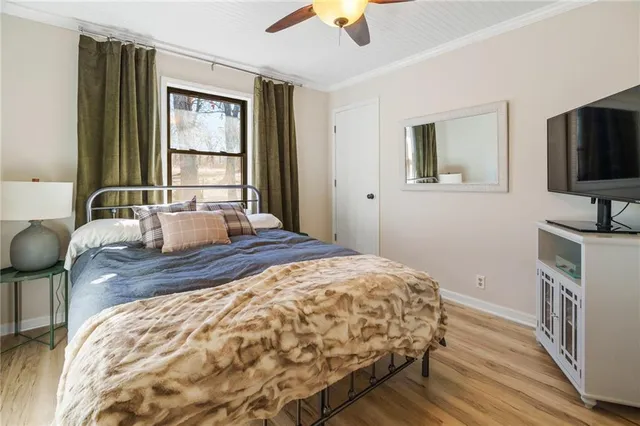 $375,000 | 645 Lake Viking Terrace, Gallatin, MO 64640