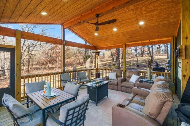 $375,000 | 645 Lake Viking Terrace, Gallatin, MO 64640