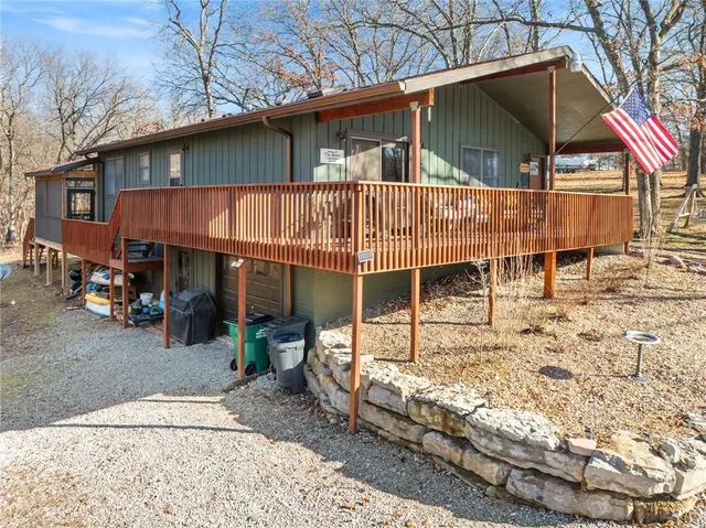 $375,000 | 645 Lake Viking Terrace, Gallatin, MO 64640