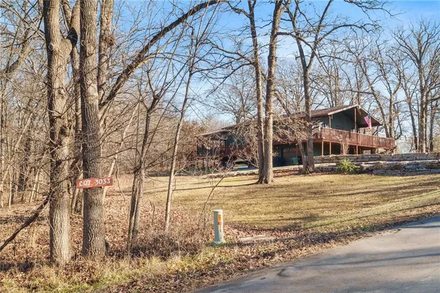 $375,000 | 645 Lake Viking Terrace, Gallatin, MO 64640