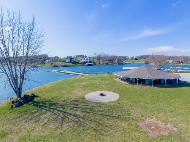 $375,000 | 645 Lake Viking Terrace, Gallatin, MO 64640