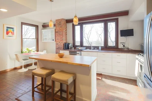 $5,495 | 182 Palfrey Street, Watertown, MA 02472