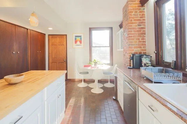 $5,495 | 182 Palfrey Street, Watertown, MA 02472