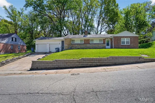 $89,900 | 4334 Nelson Drive, St. Louis, MO 63121