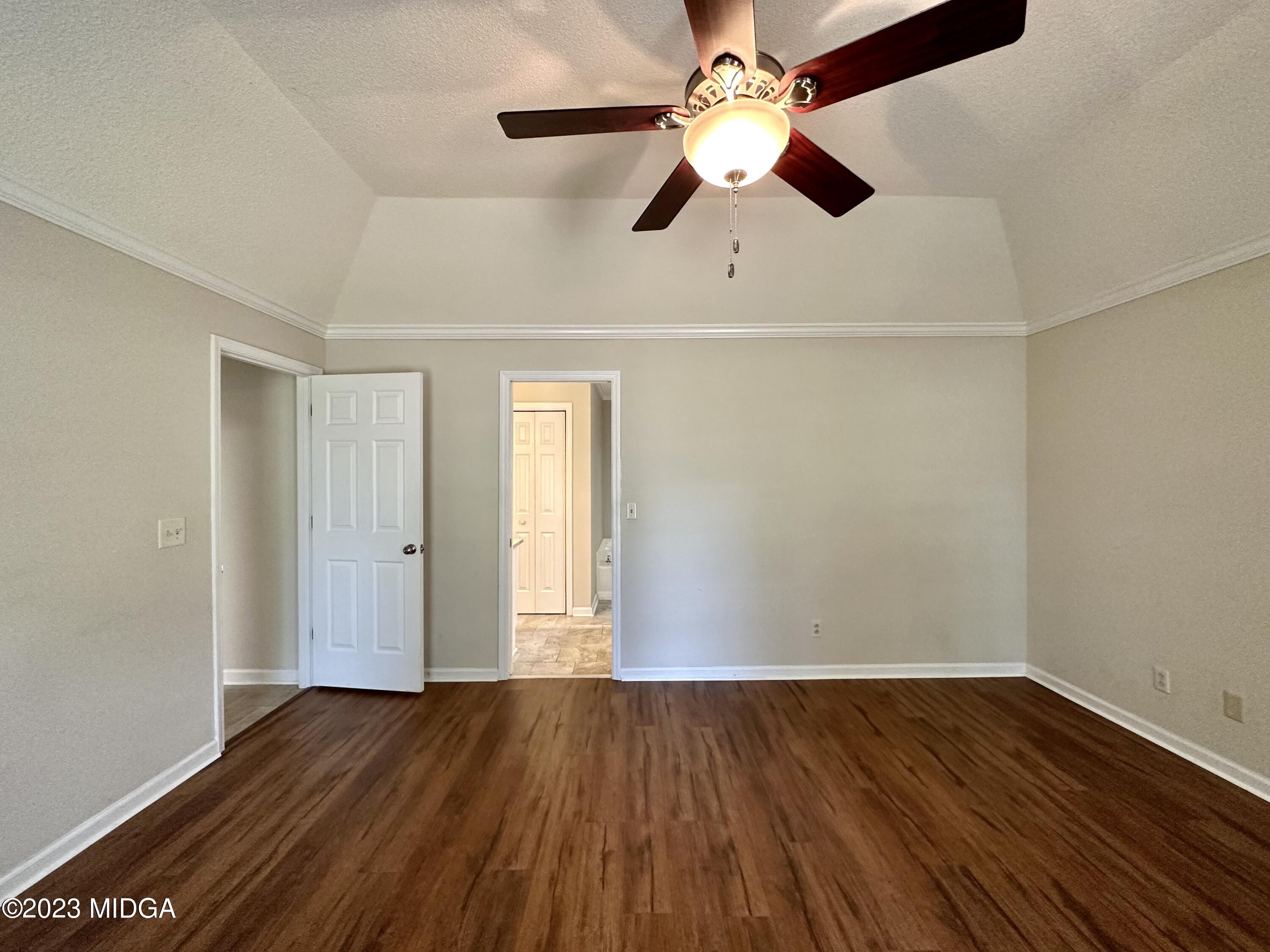 310 Old Oak Road Macon, GA 31216 - Photo 11 of 27 wooden floor in an empty room
