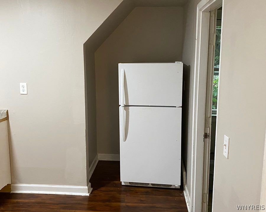 227 14th Street Buffalo, NY 14213 - Photo 30 of 34