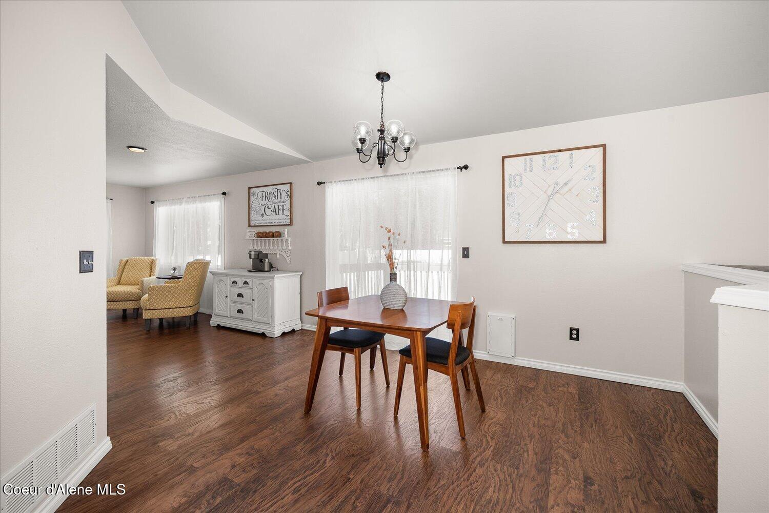 2531 Titleist Way Post Falls, ID 83854 - Photo 13 of 61 Dining Area