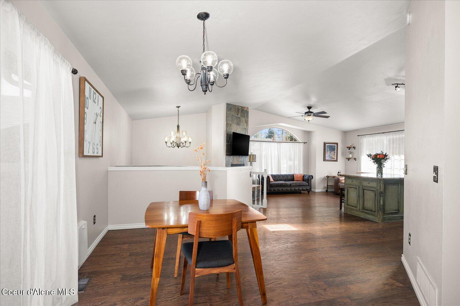 2531 Titleist Way Post Falls, ID 83854 - Photo 27 of 61 Dining