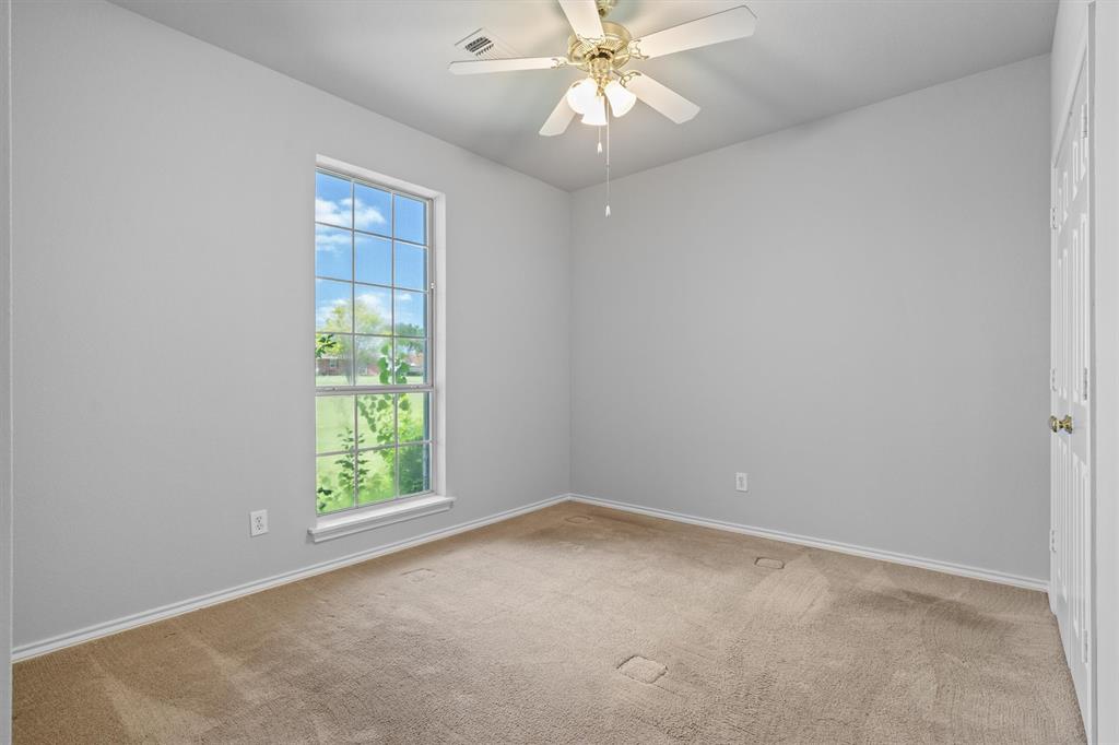 697 Meadowview Circle Van Alstyne, TX 75495 - Photo 19 of 25