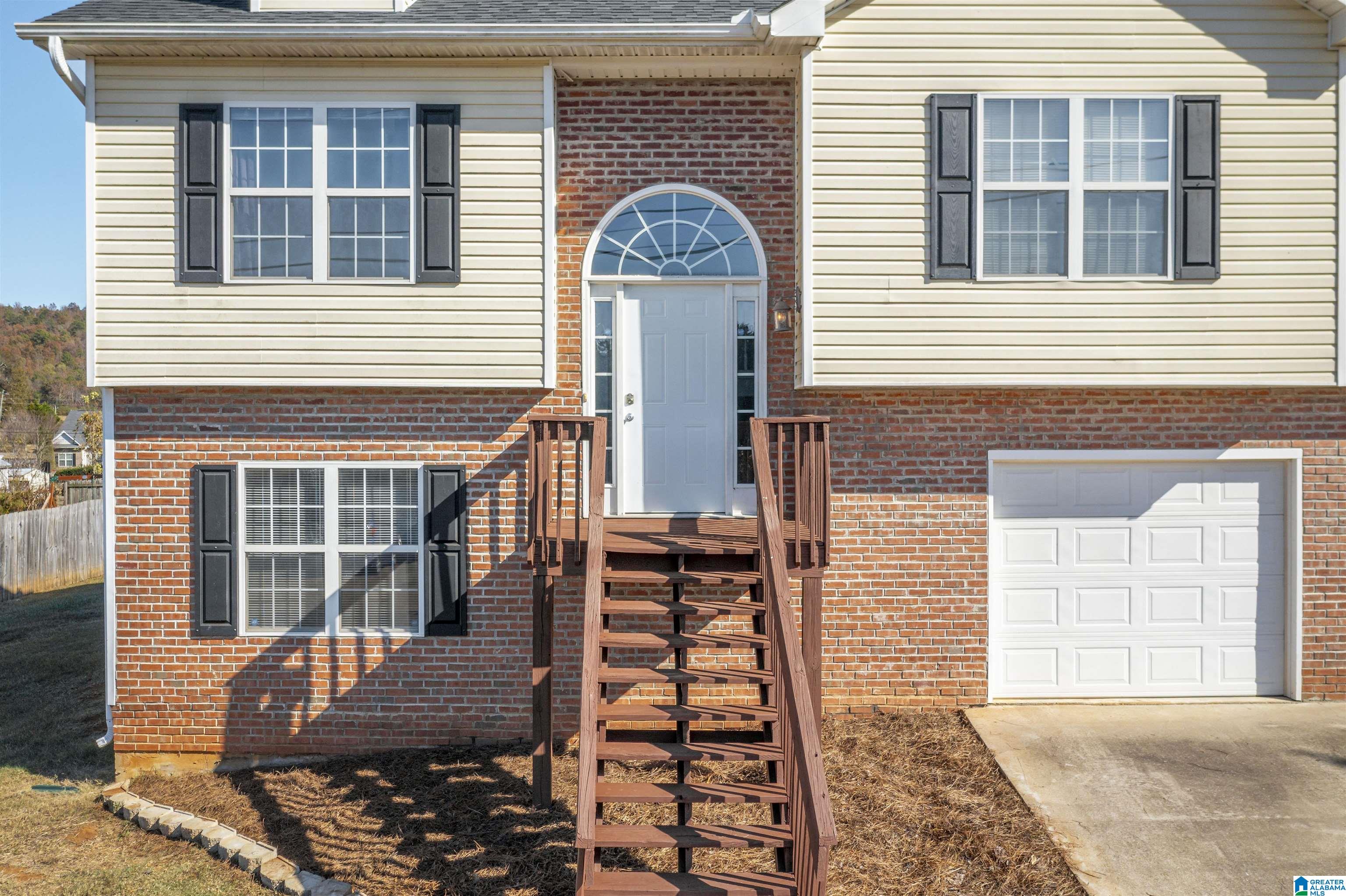 127 Hawk Pass Anniston, AL 36207 - Photo 3 of 23