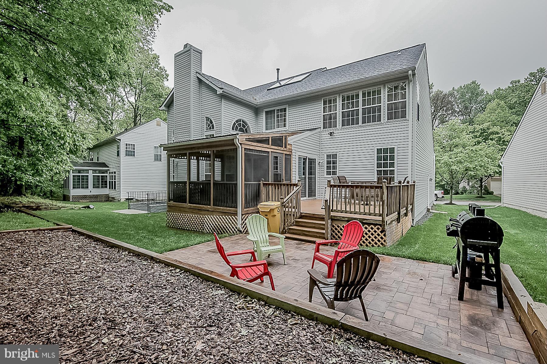 8002 Big Pool Road Laurel, MD 20724 - Photo 27 of 30 Exterior (Rear)
