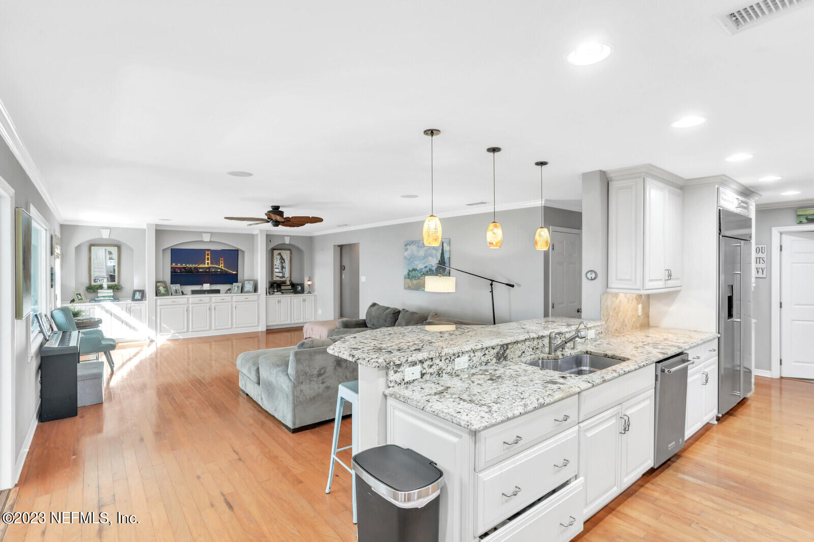 6439 Jack Wright Island Road St. Augustine, FL 32092 - Photo 30 of 85 Kitchen to Family Room