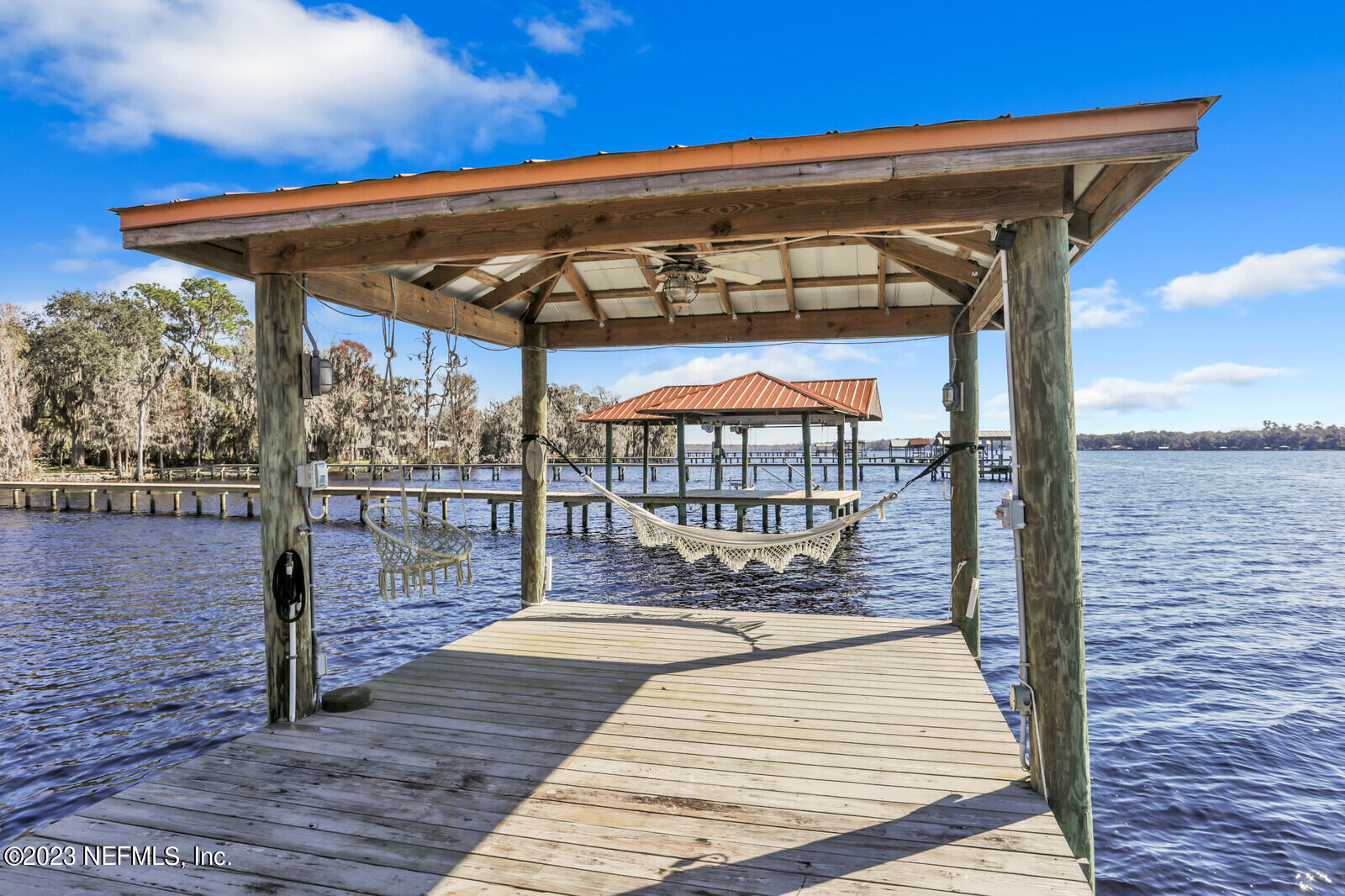 6439 Jack Wright Island Road St. Augustine, FL 32092 - Photo 64 of 85 Entertaining area