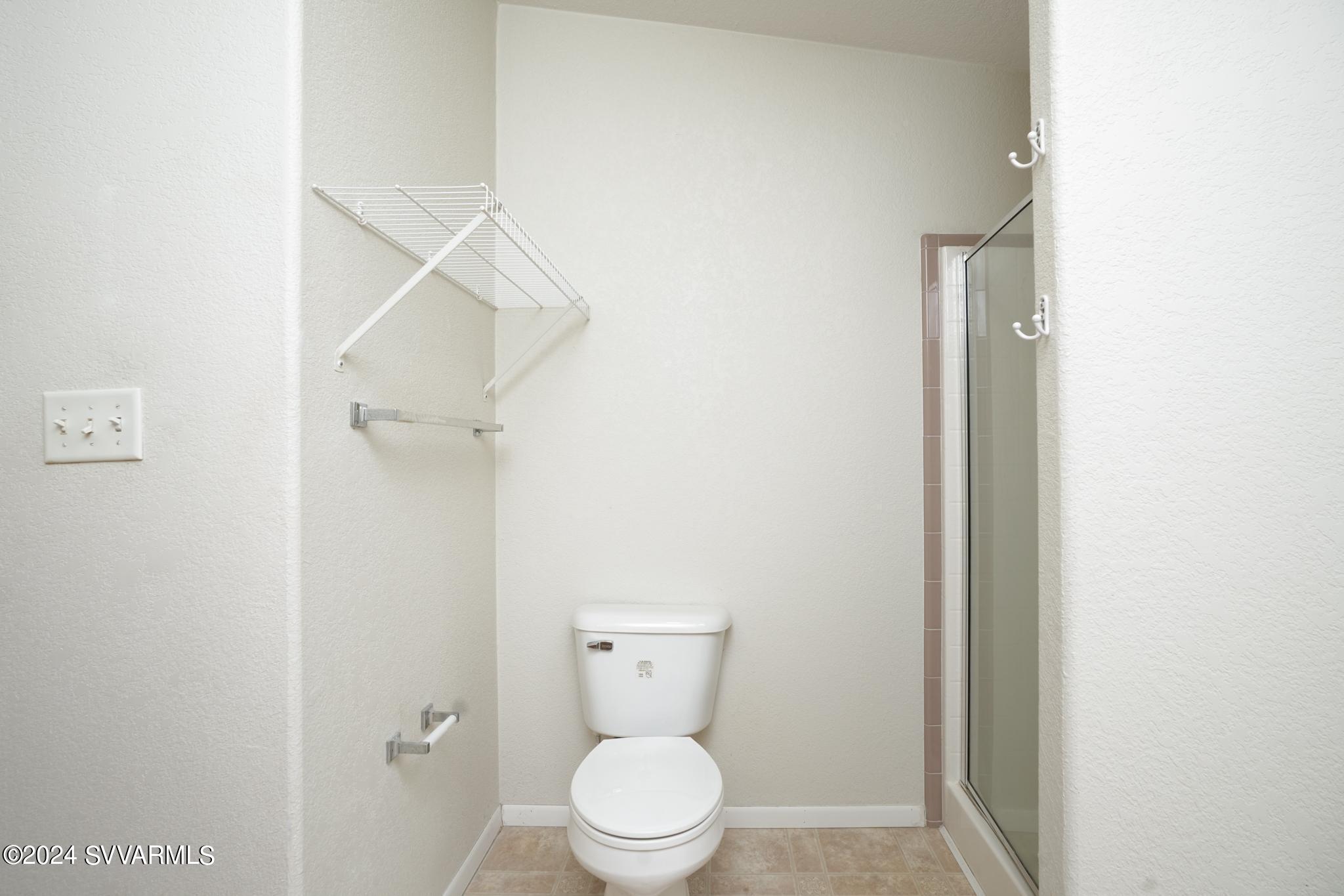 723 Finnie Flat Road, Unit 130 Camp Verde, AZ 86322 - Photo 17 of 26 Master Bathroom