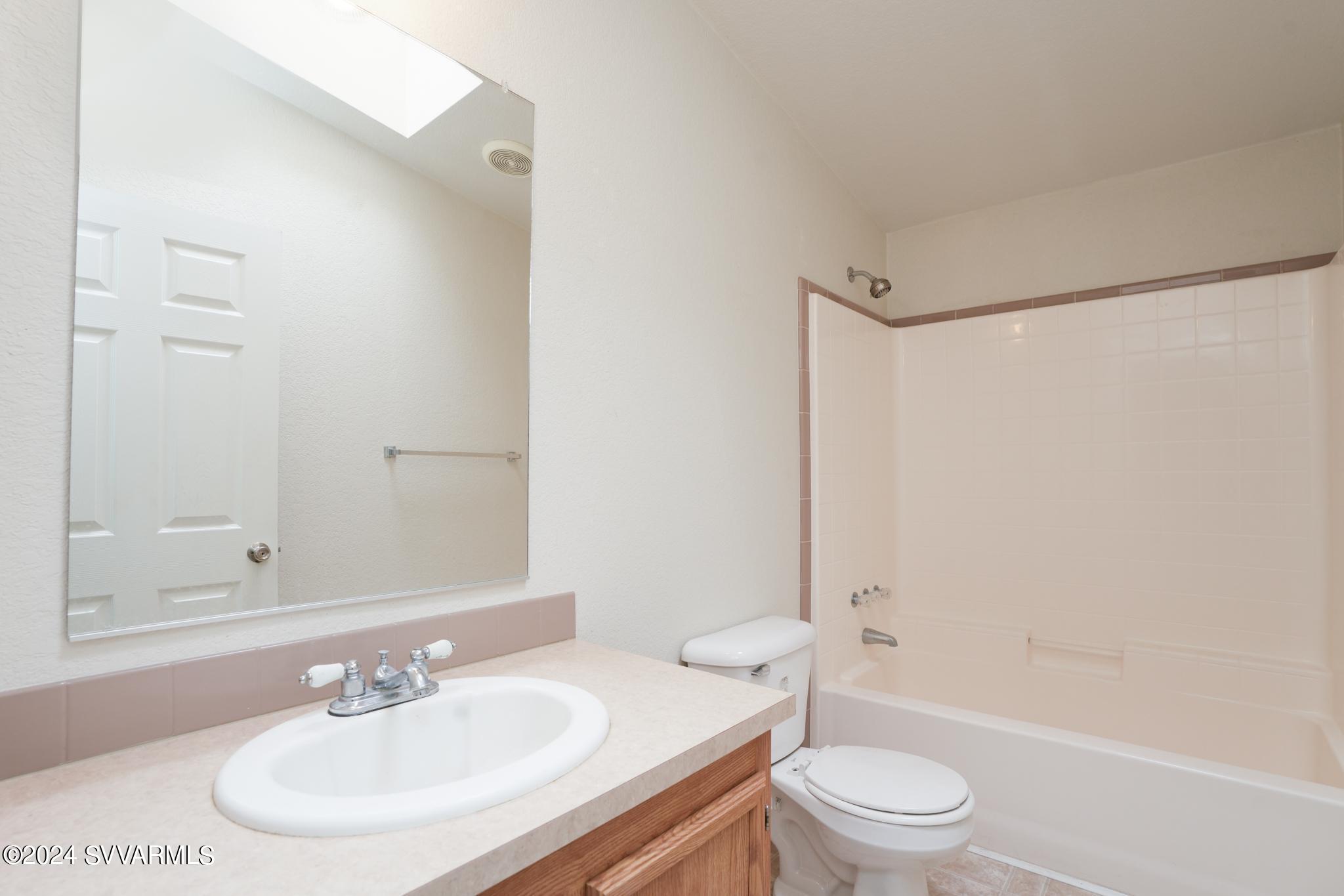 723 Finnie Flat Road, Unit 130 Camp Verde, AZ 86322 - Photo 24 of 26 Guest Bathroom