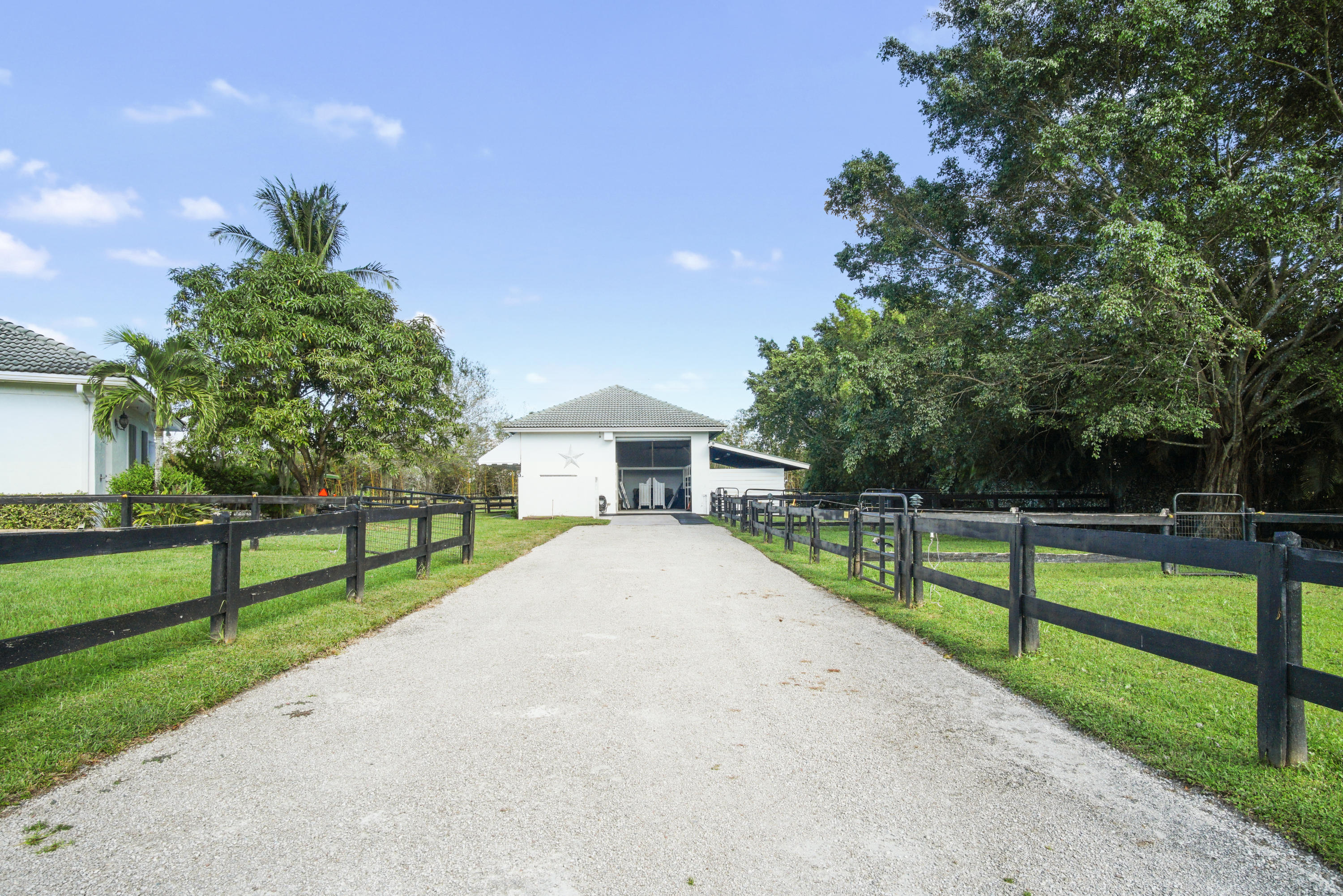 13200 Southfields Road Wellington, FL 33414 - Photo 29 of 39 TMW09406