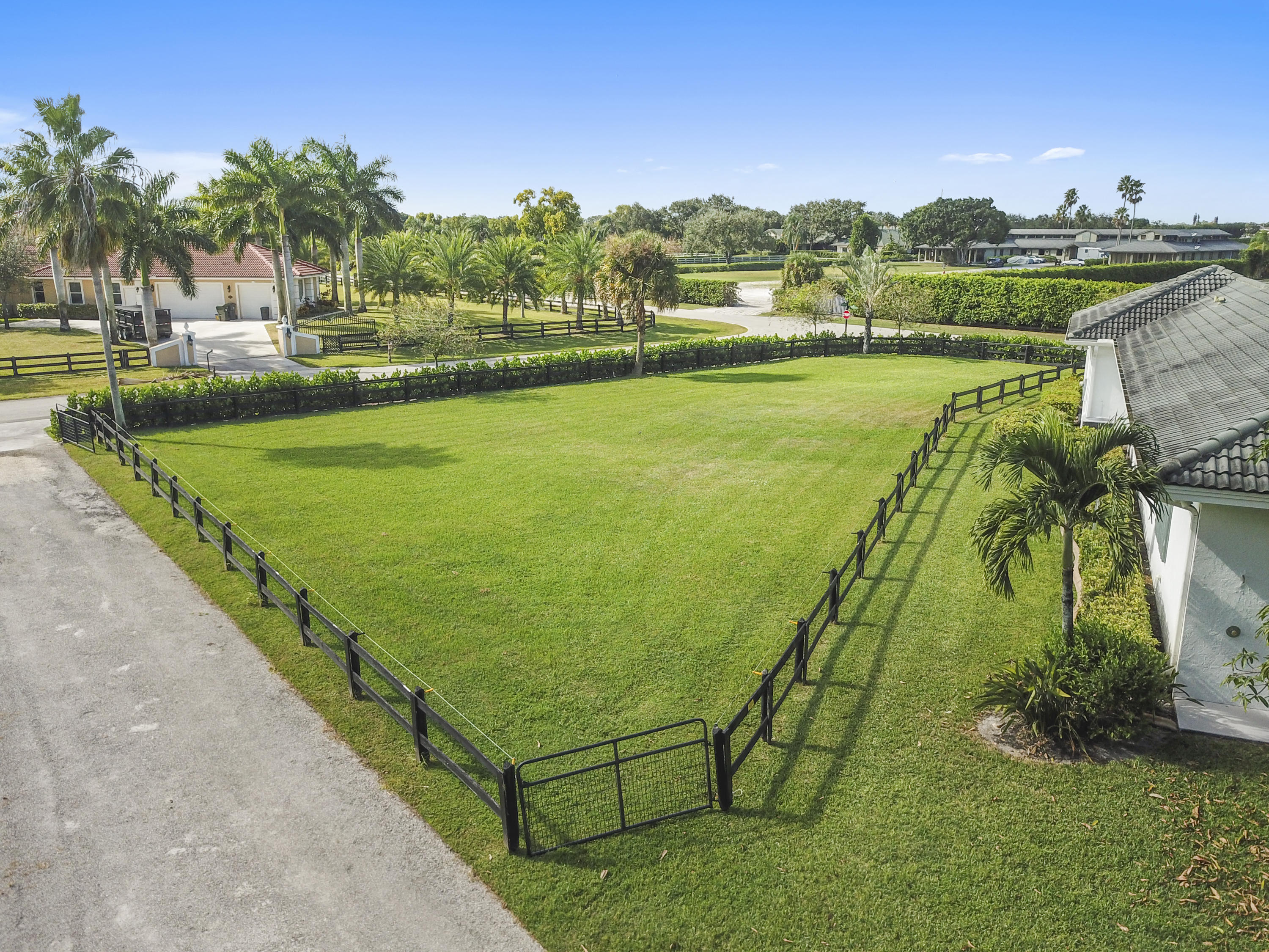 13200 Southfields Road Wellington, FL 33414 - Photo 36 of 39 DJI_0008