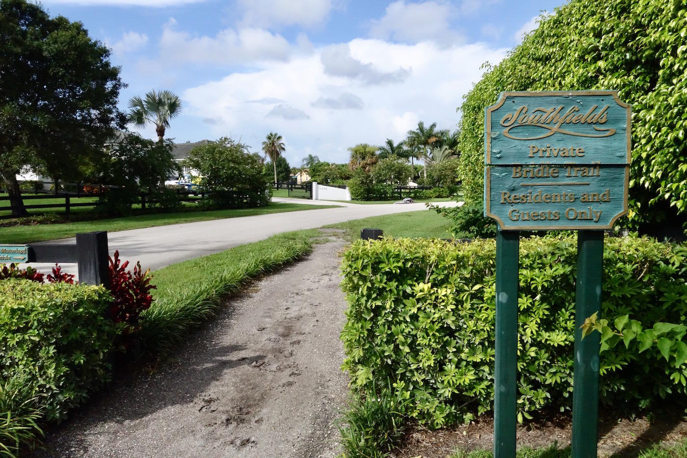 13200 Southfields Road Wellington, FL 33414 - Photo 39 of 39 Directly adjacent to bridle paths